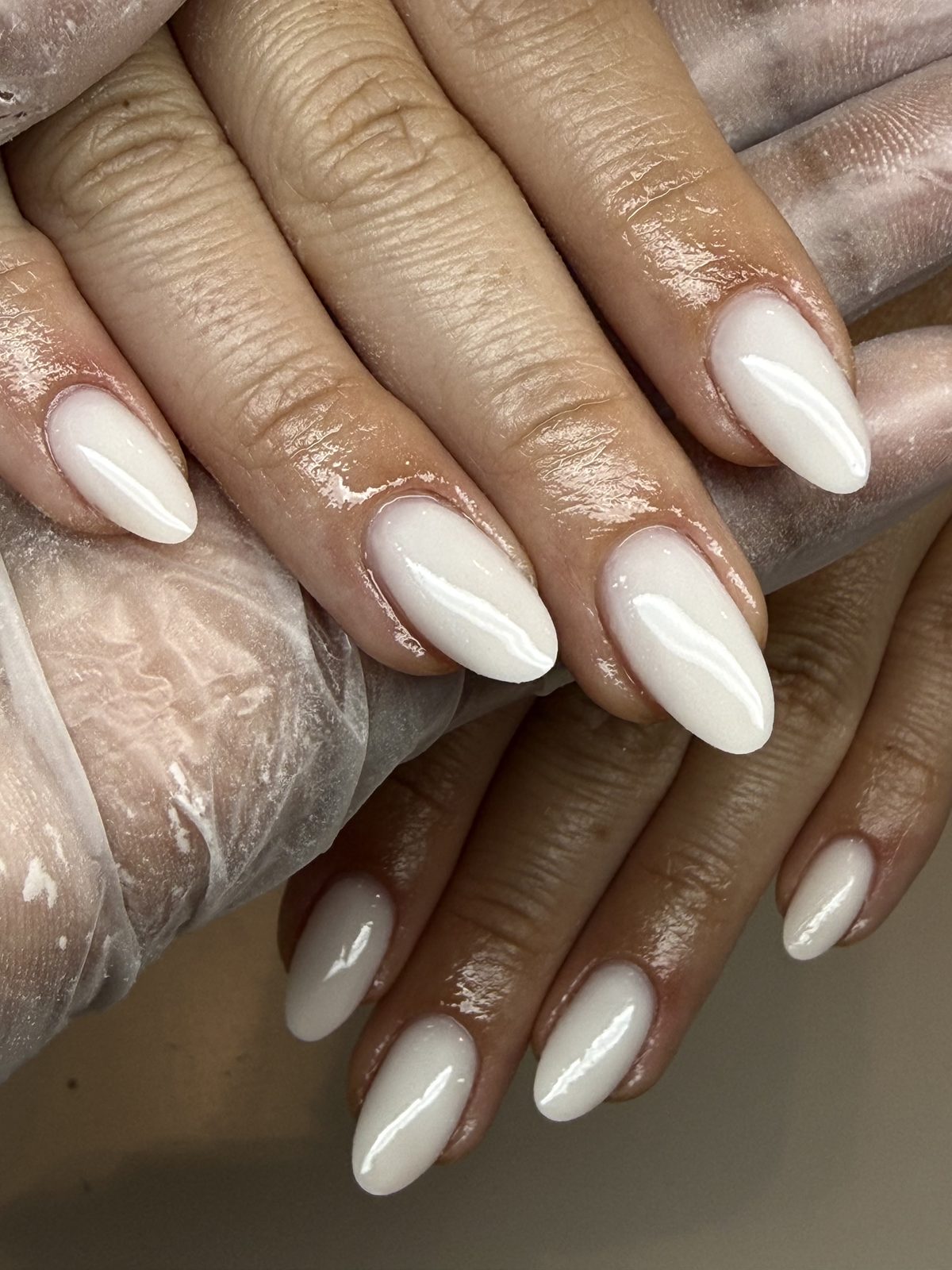 Blanc laiteux glossy